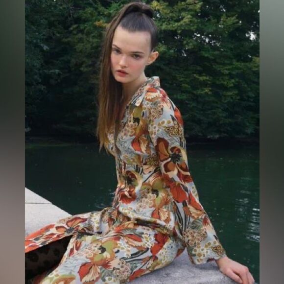 ZARA TROPICAL PRINT SATIN EFFECT DRESS - Picture 2 of 8